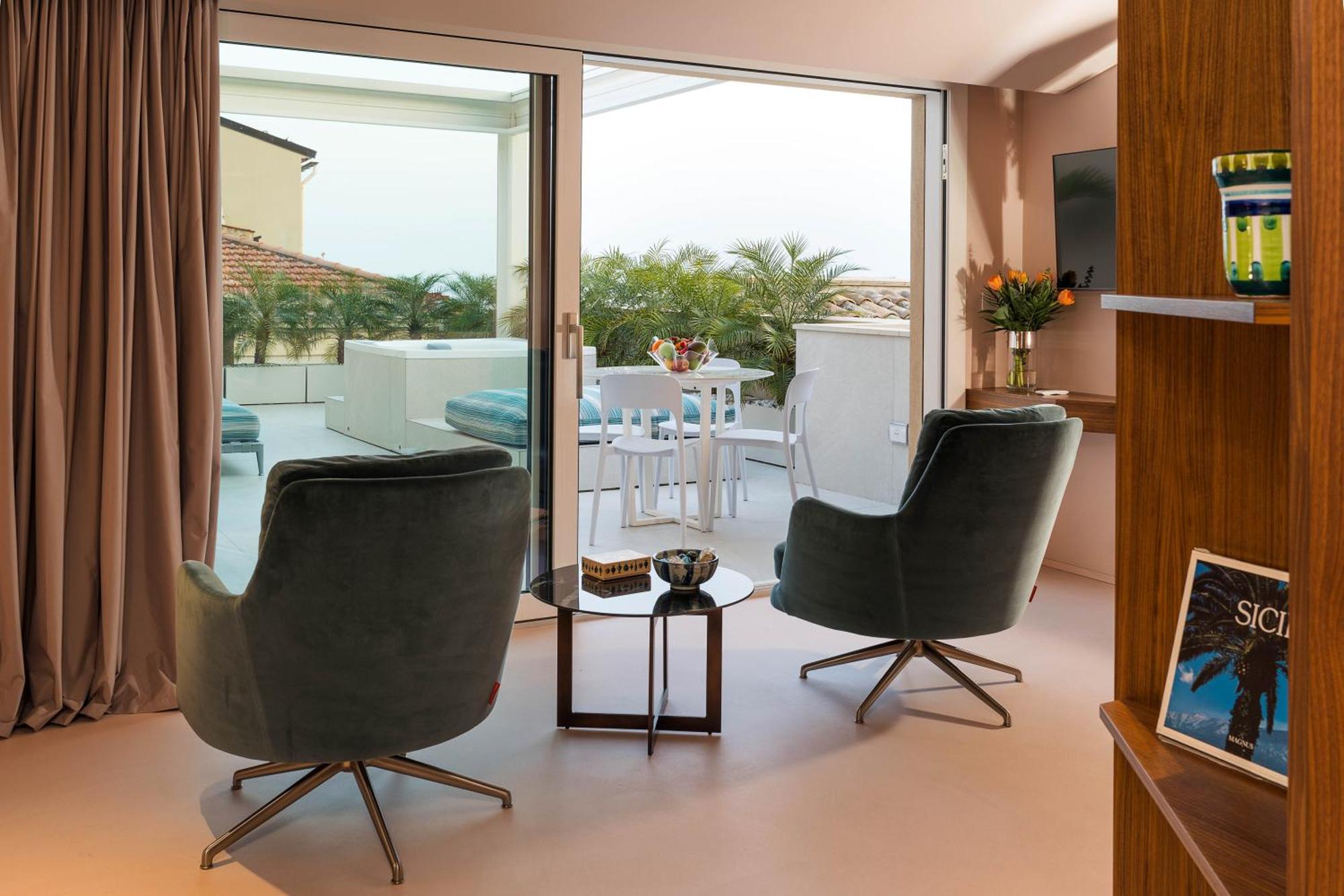 Taormina Infinity Suites 外观 照片