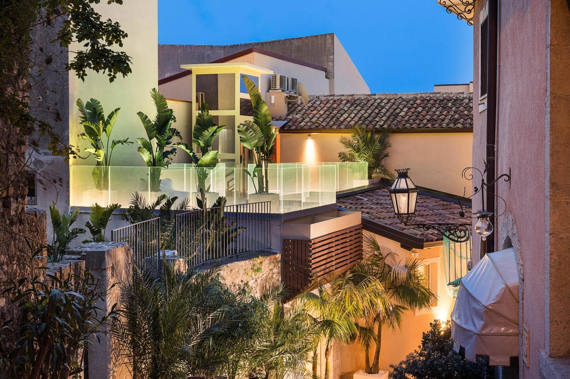 Taormina Infinity Suites 外观 照片